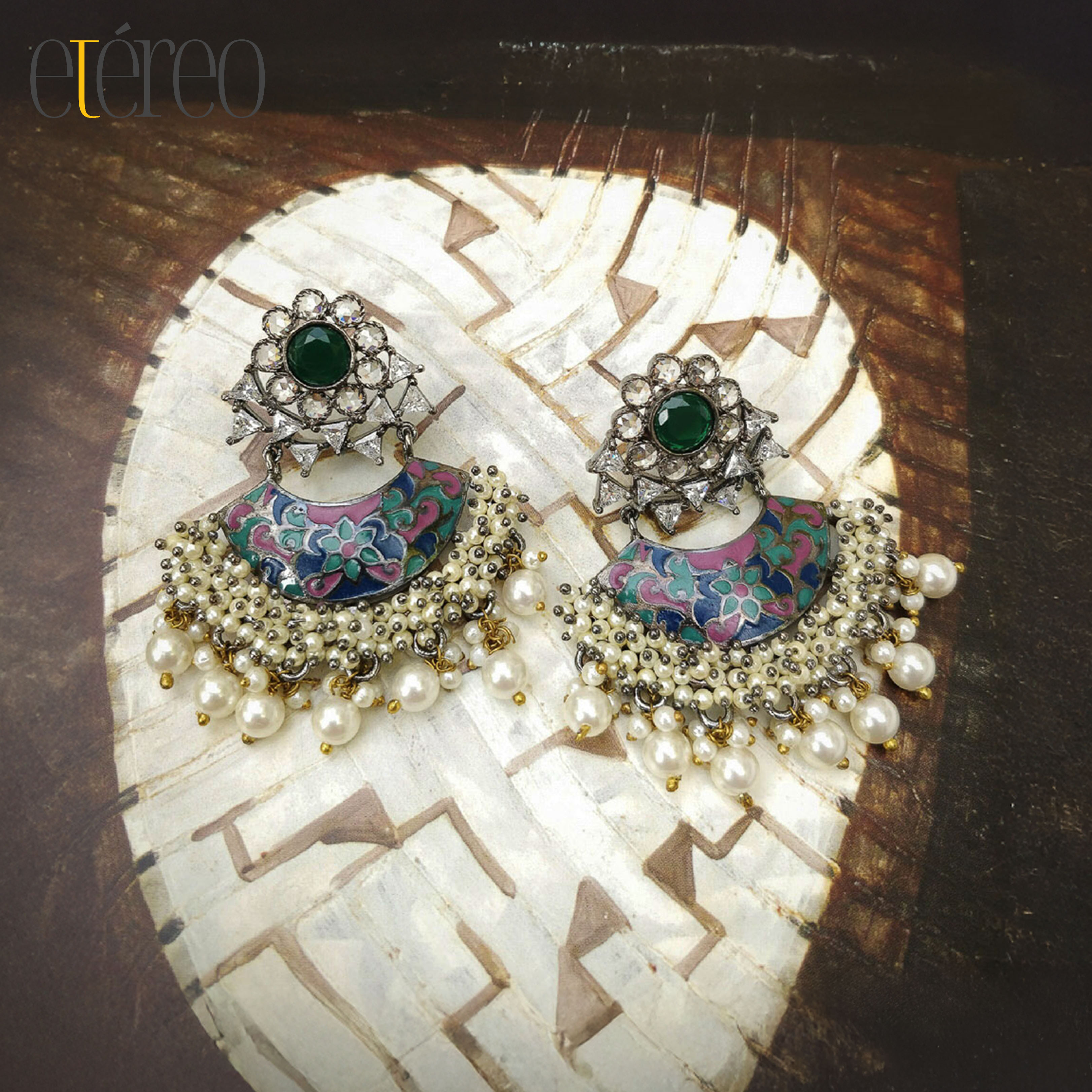 ER11DE114-Flower in green gemstone n zircons with meenakaari adorned with cluster of pearls