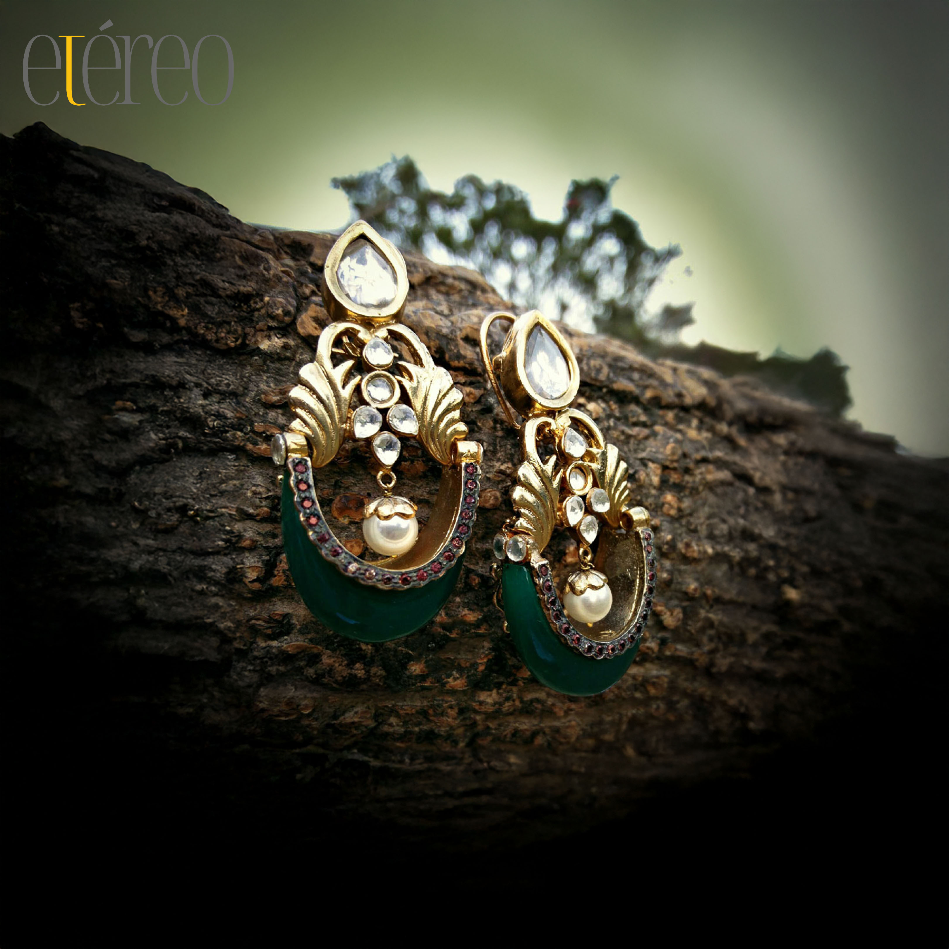 ER2013-Green curved stone with kundan and pearl drop