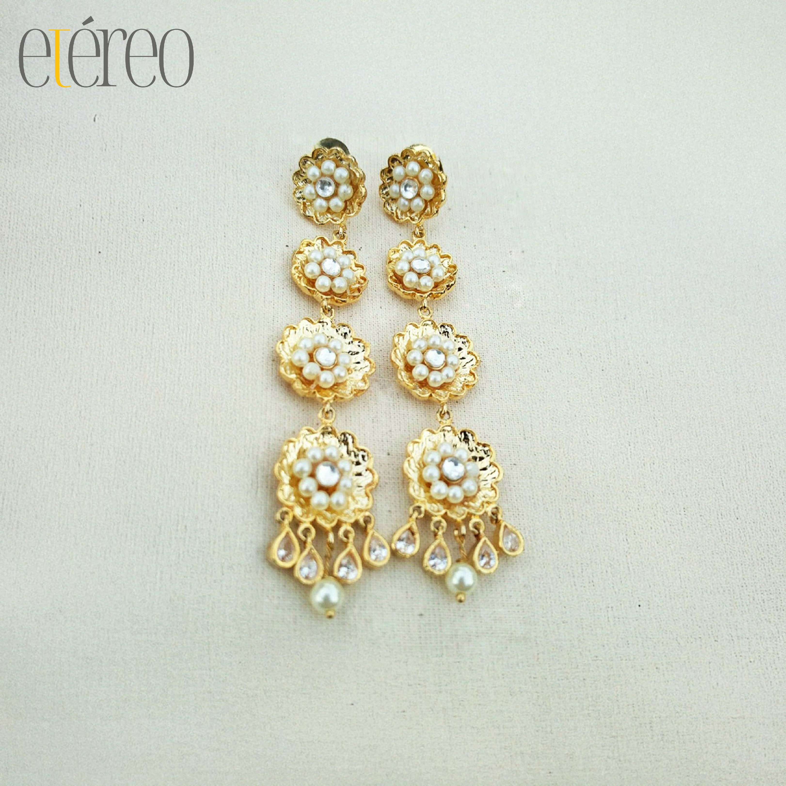 ER2016-Four flowers dangler in gold n pearl
