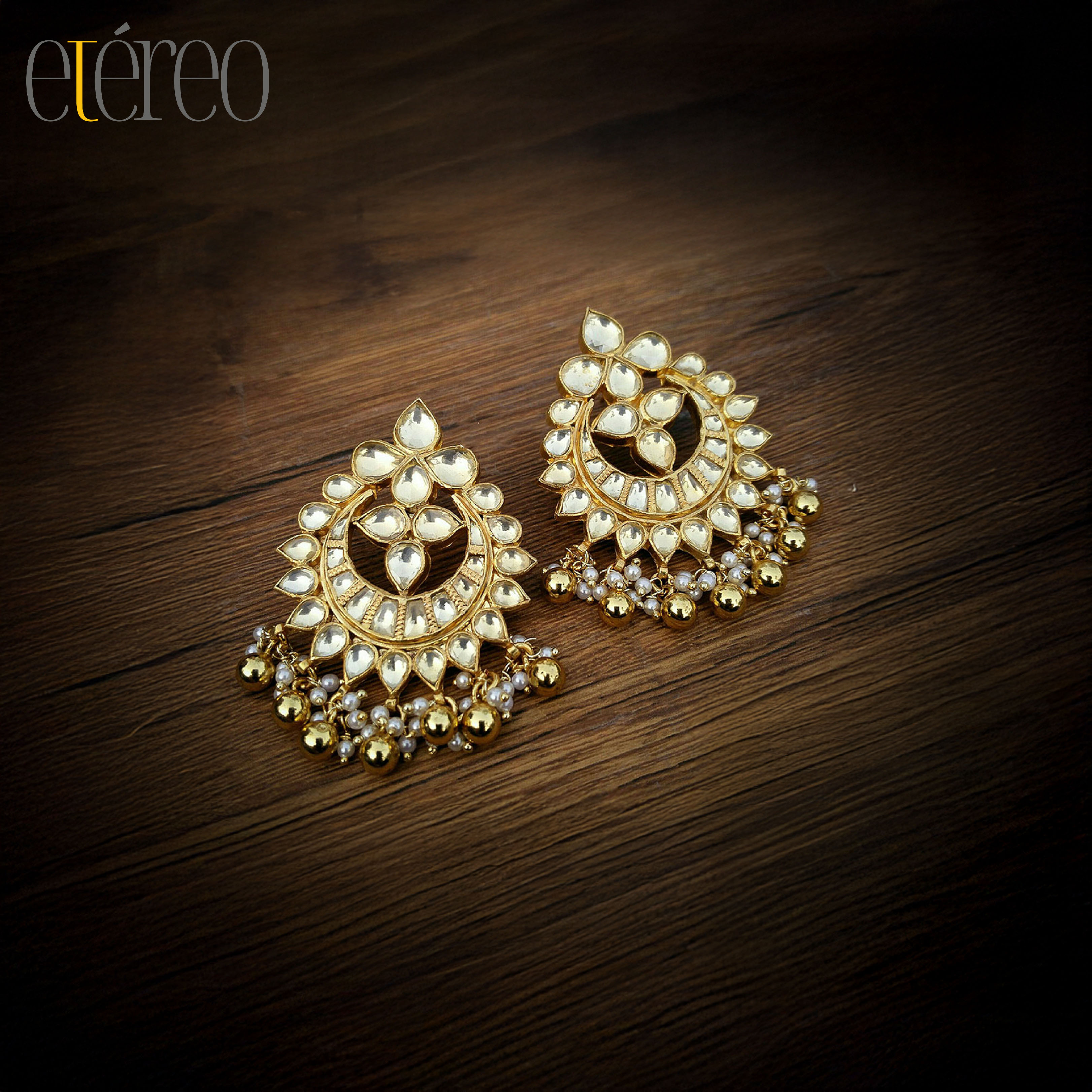 ER2017-Kundan big tops with golden and white pearls