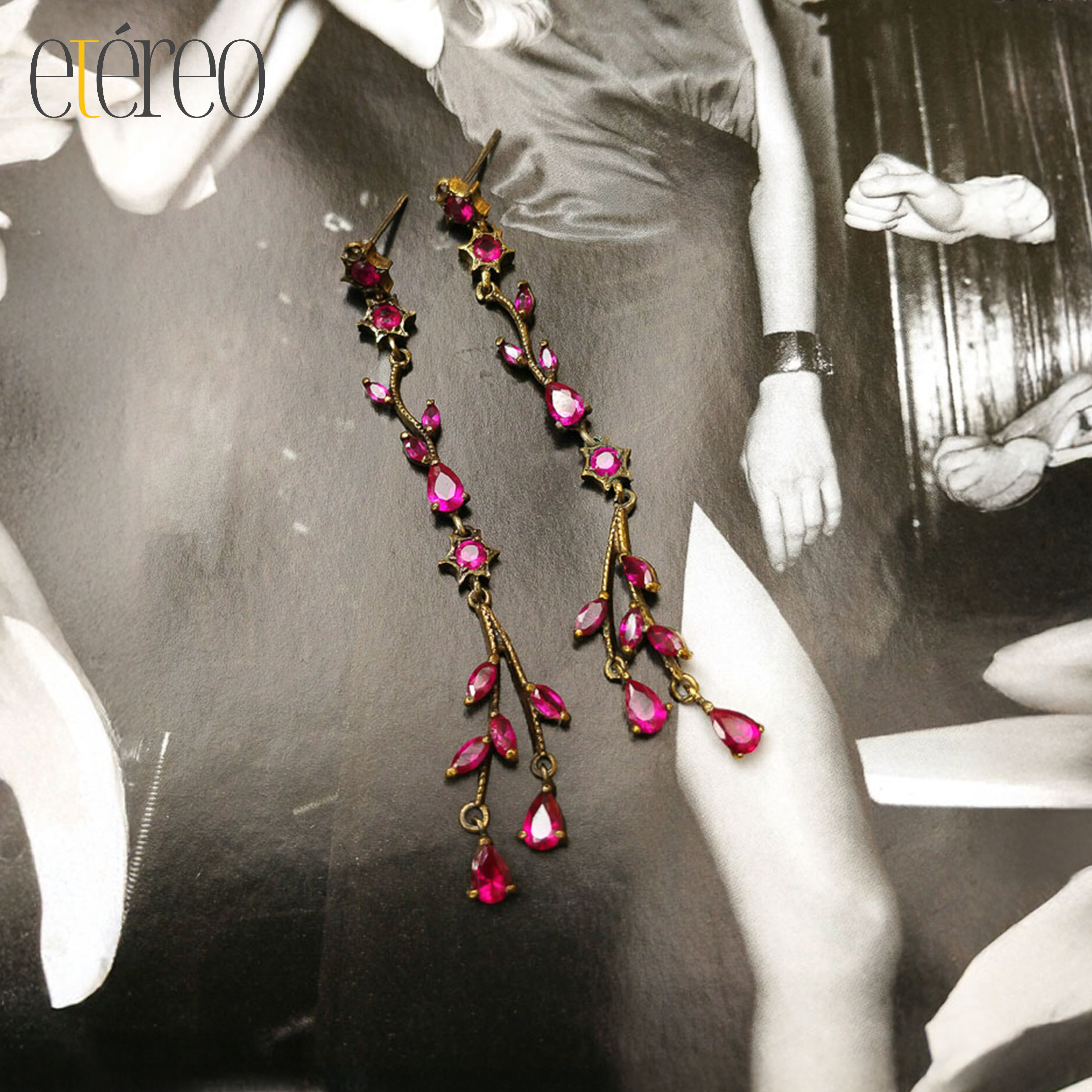 ER30DE106-Dainty leaf dangler in pink gemstones