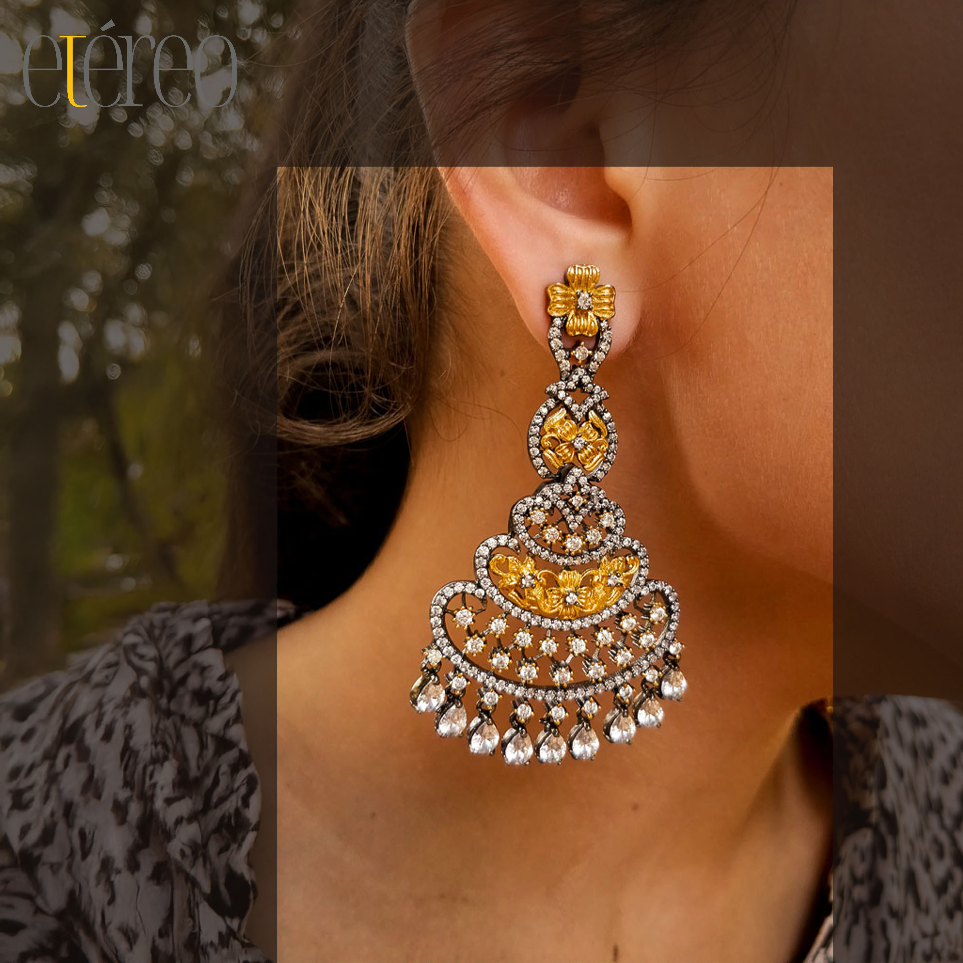 ER90MI161-Dual tone delicate carving zircon earrings